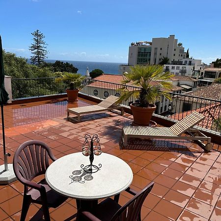 Casino Villa With Sea View フンシャル エクステリア 写真