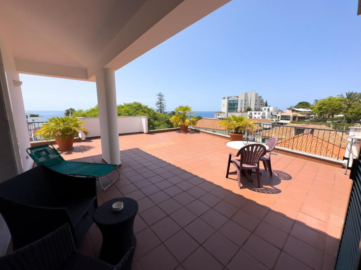 Casino Villa With Sea View フンシャル エクステリア 写真